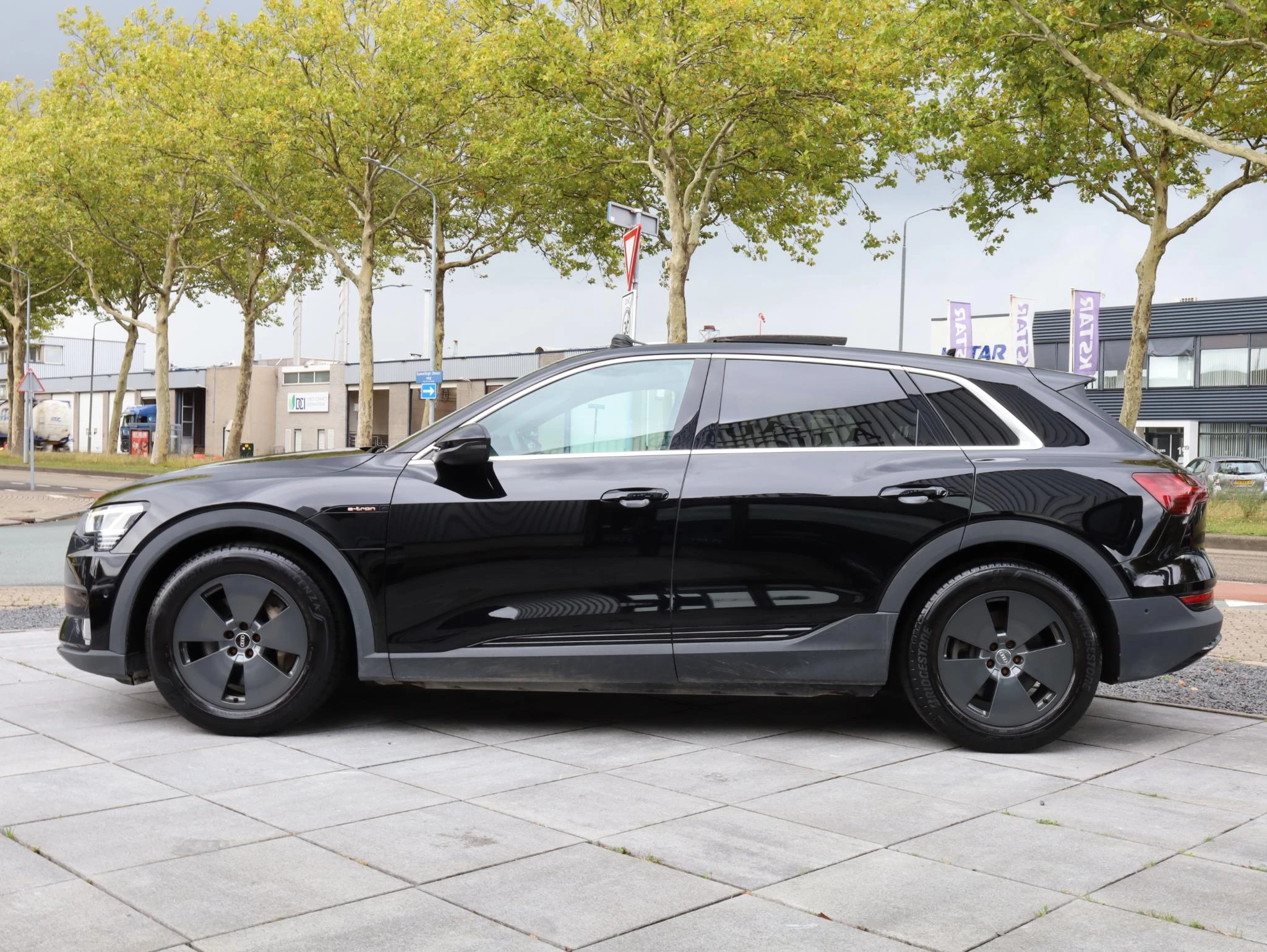 Hoofdafbeelding Audi e-tron