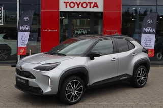Toyota Yaris Cross 1.5 HYBRID 130 GR-SPORT STOEL/STUUR/VOORRUITVERW. NAVI EL-ACHTERKLEP DODEHOEK KEYLESS APPLE/ANDROID AD-CRUISE P-SENSOREN