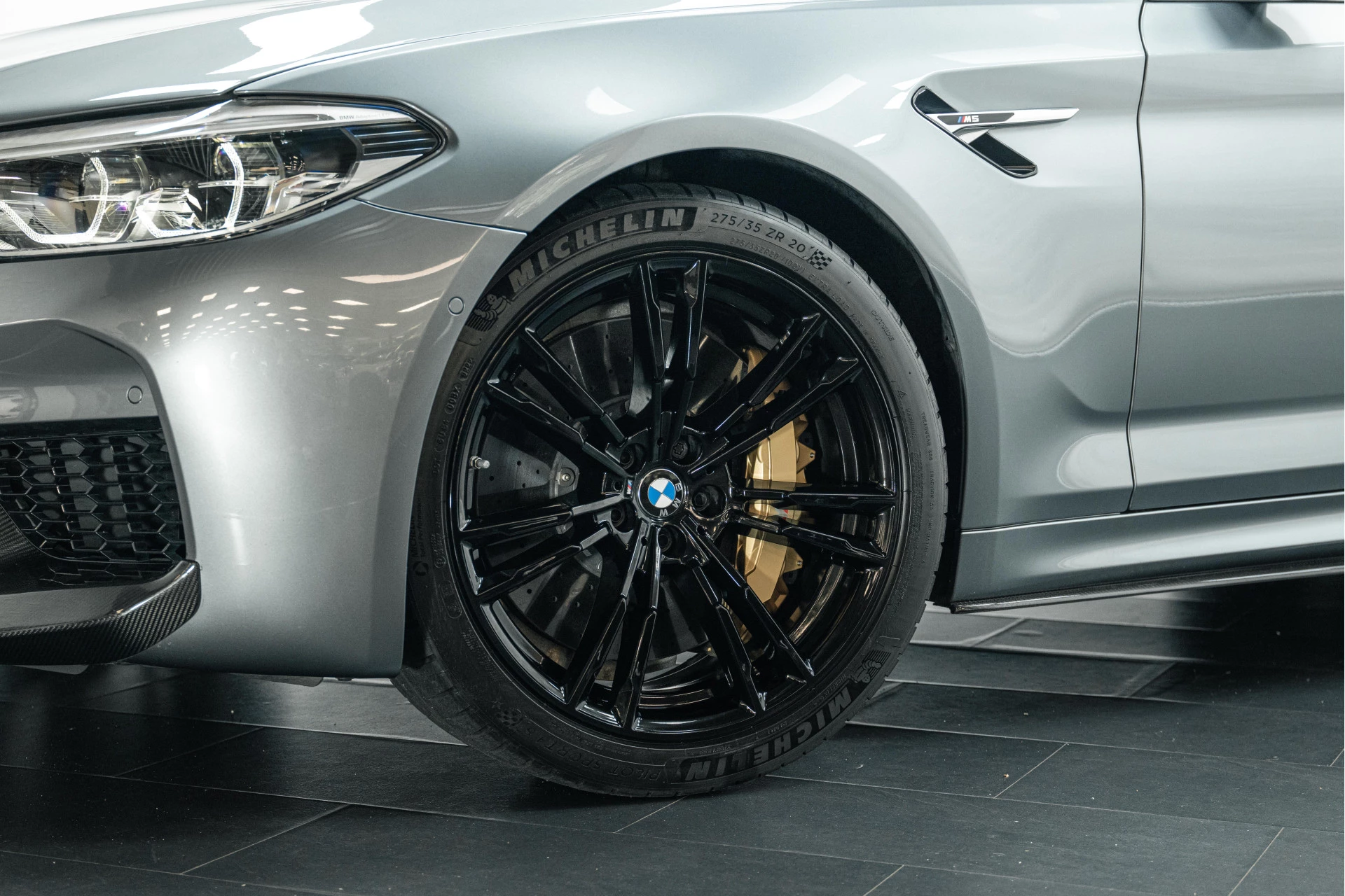 Hoofdafbeelding BMW M5