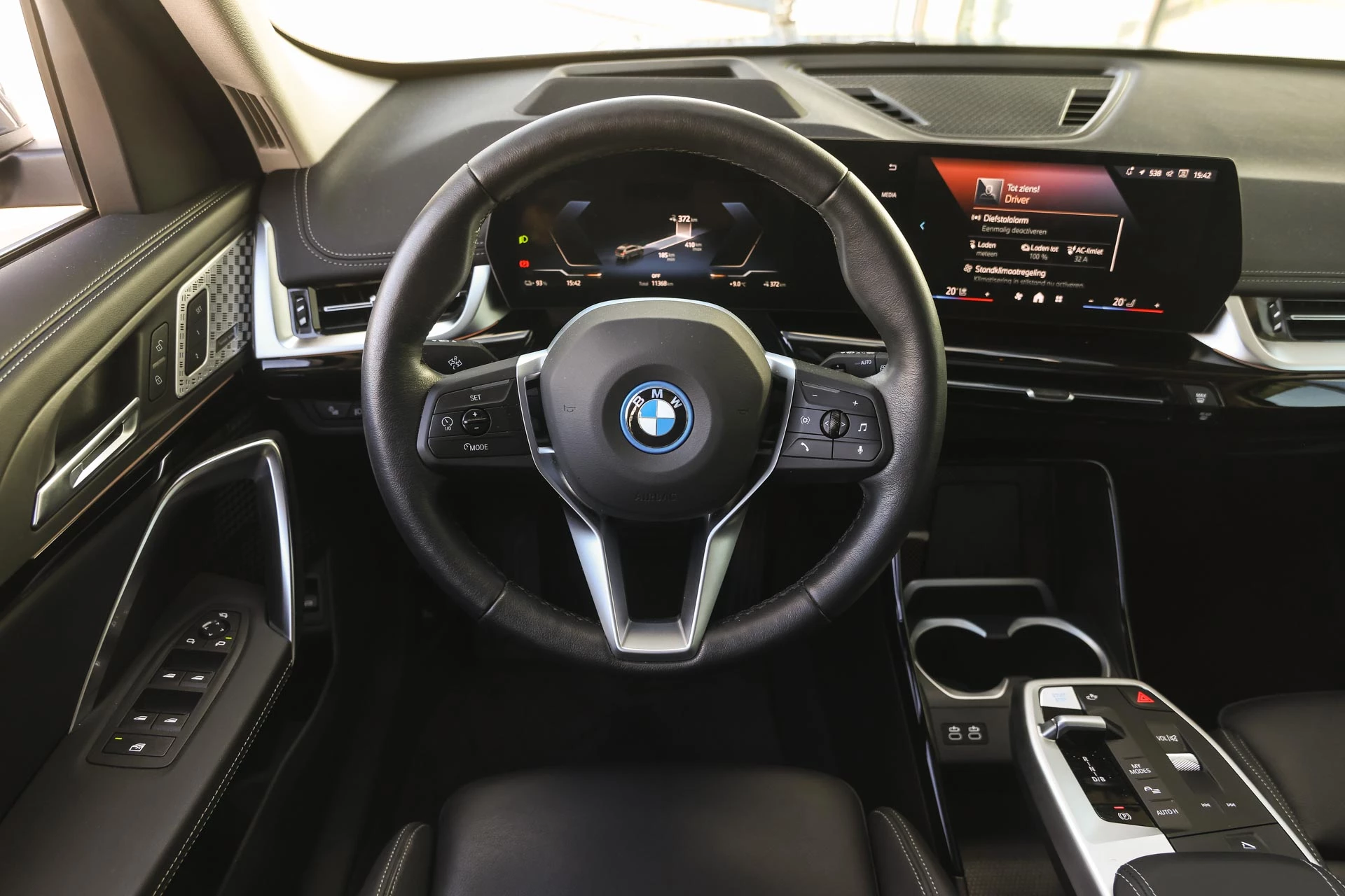 Hoofdafbeelding BMW iX1