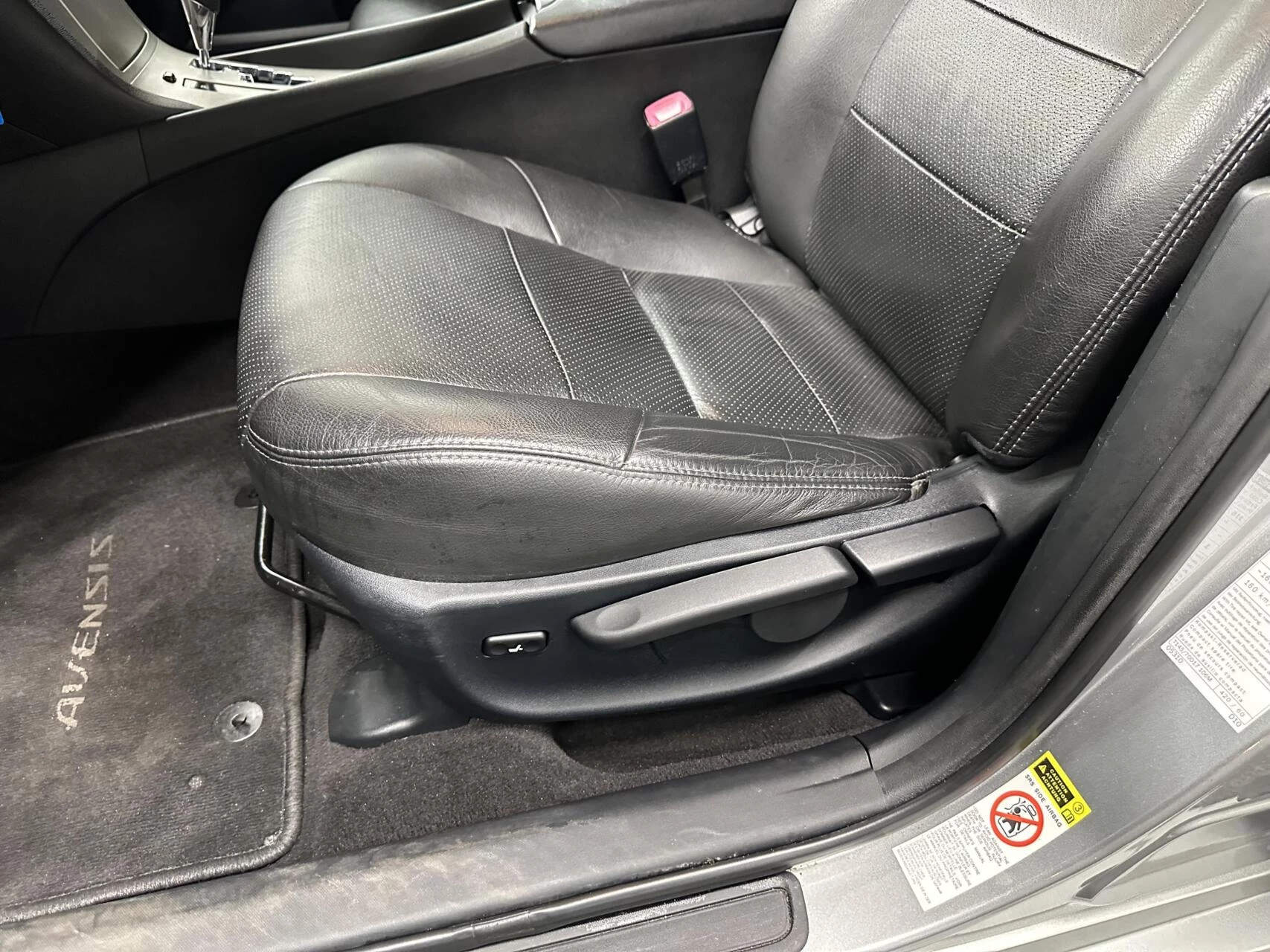 Hoofdafbeelding Toyota Avensis