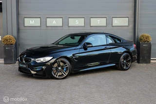 Hoofdafbeelding BMW M4 BMW 4-serie Coupé M4|NAP|Dealer|HUD|Harman-Kardon|Leder