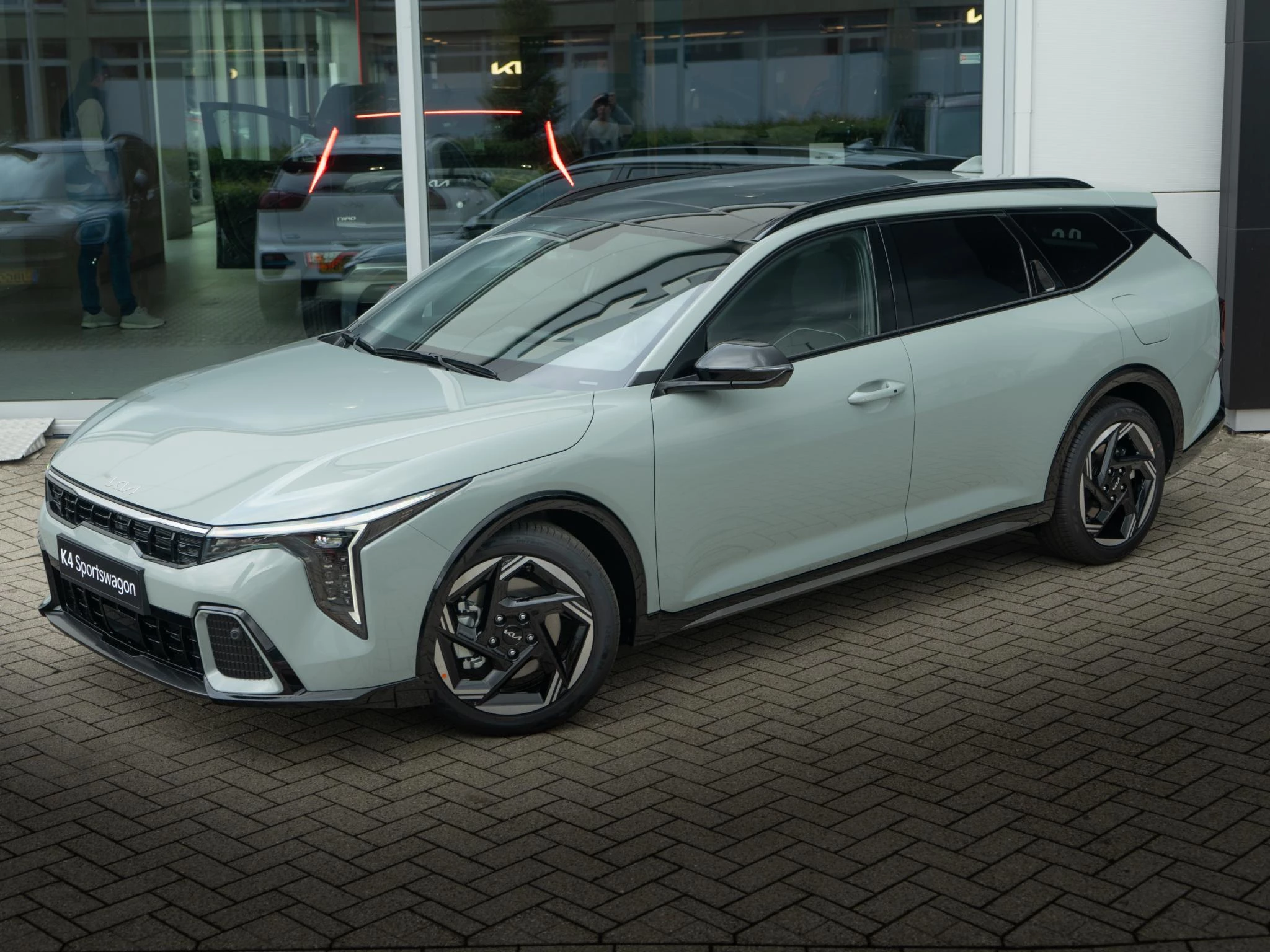 Hoofdafbeelding Kia K4