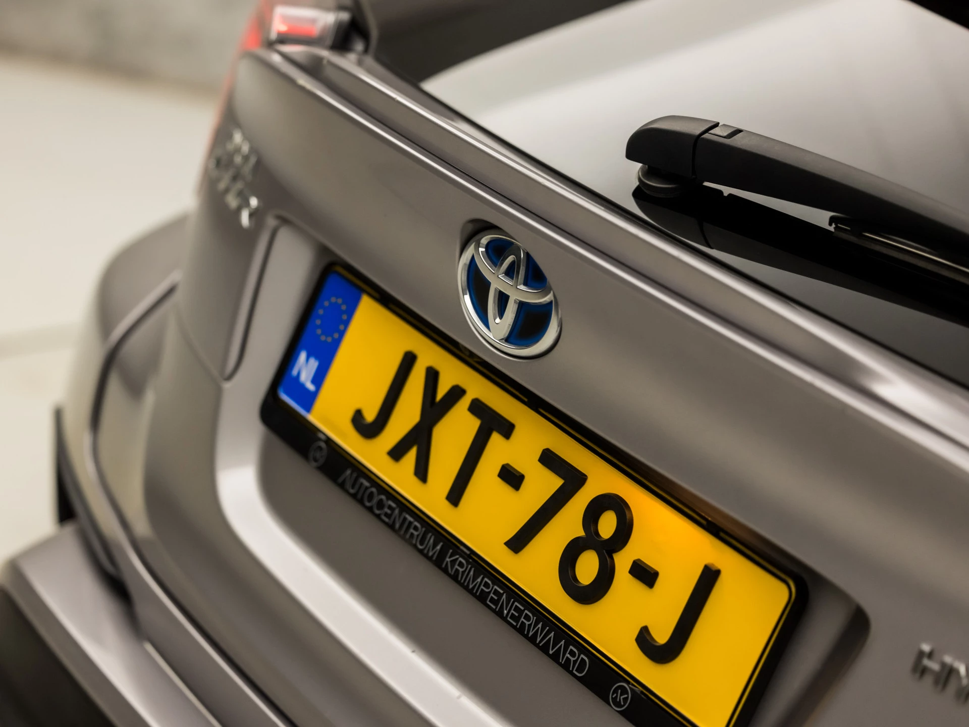 Hoofdafbeelding Toyota C-HR