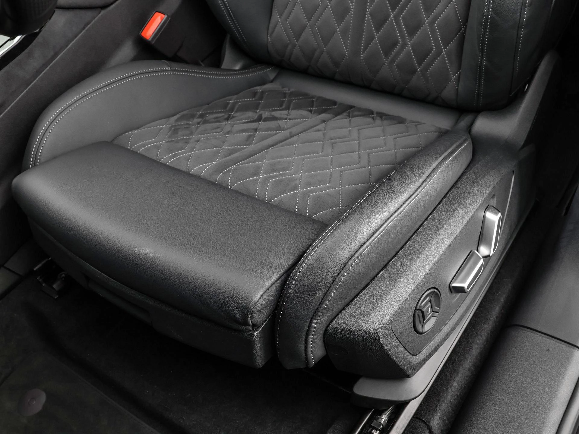 Hoofdafbeelding Audi Q6 e-tron