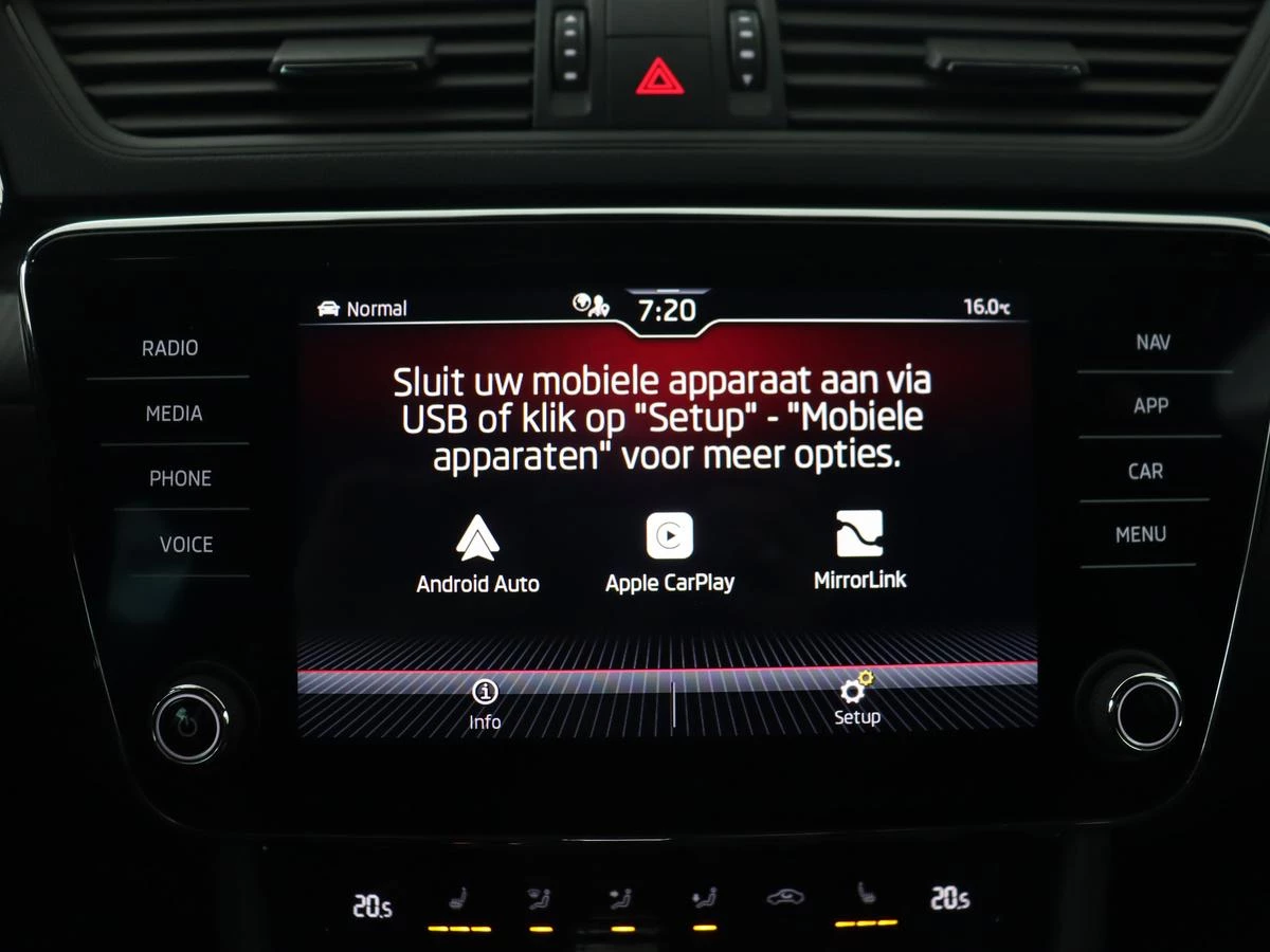 Hoofdafbeelding Škoda Superb