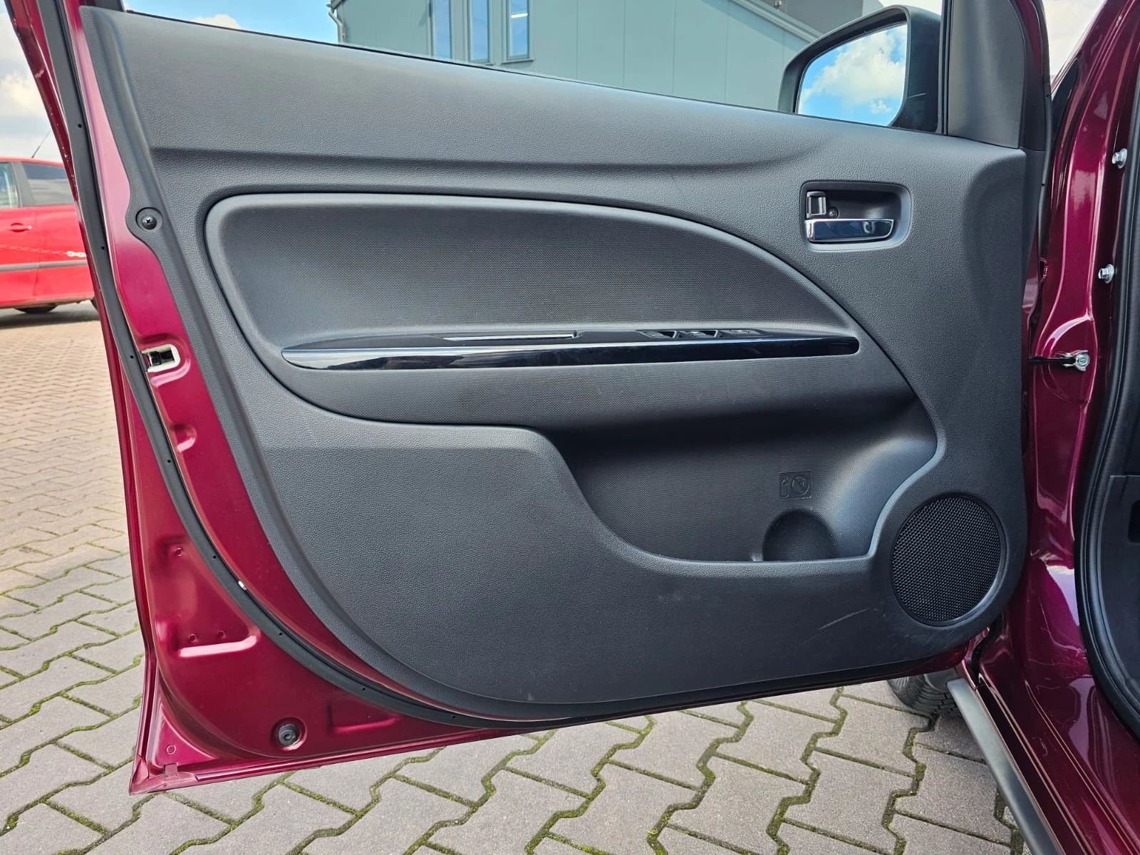 Hoofdafbeelding Mitsubishi Space Star