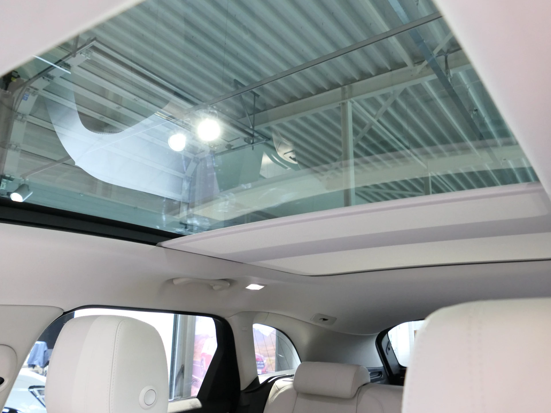 Hoofdafbeelding Land Rover Range Rover Velar