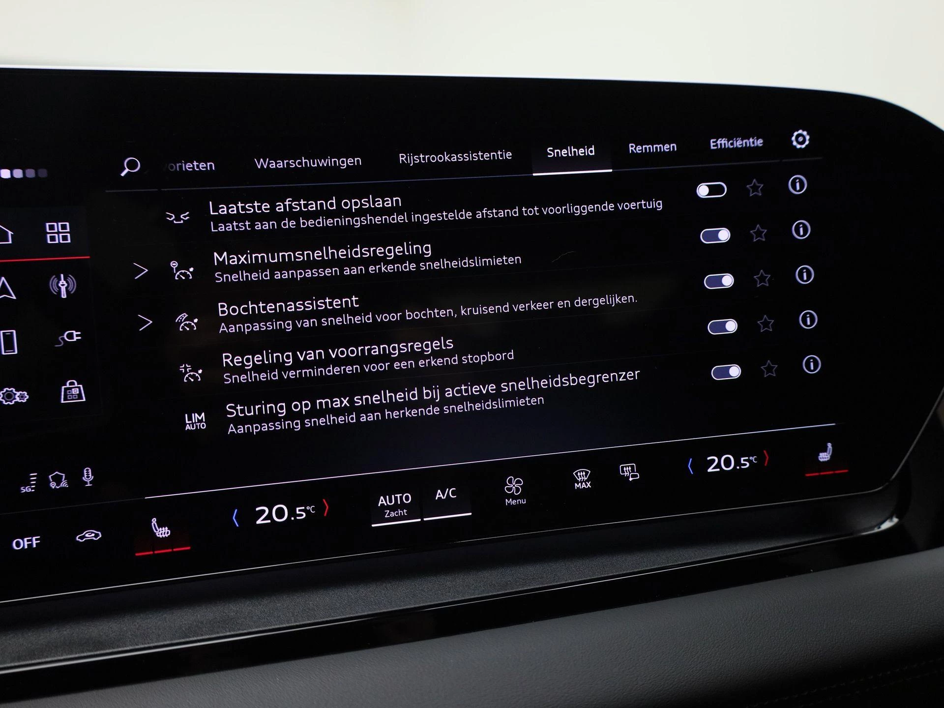 Hoofdafbeelding Audi Q6 e-tron