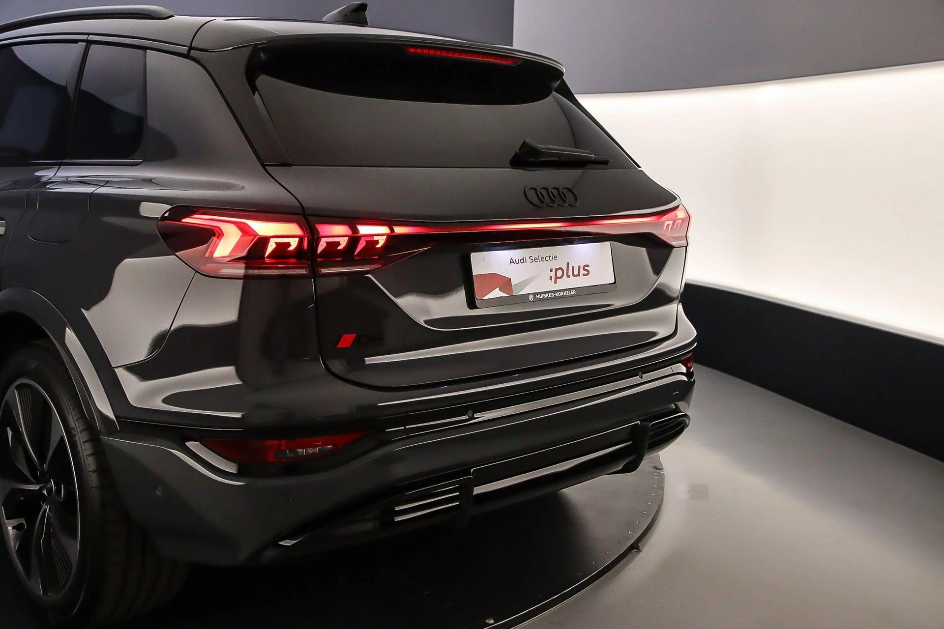 Hoofdafbeelding Audi Q6 e-tron