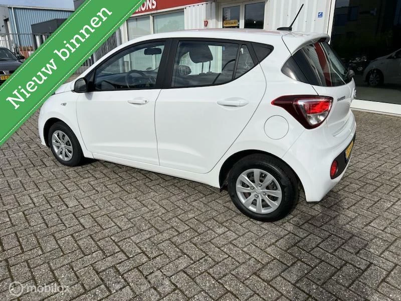 Hoofdafbeelding Hyundai i10