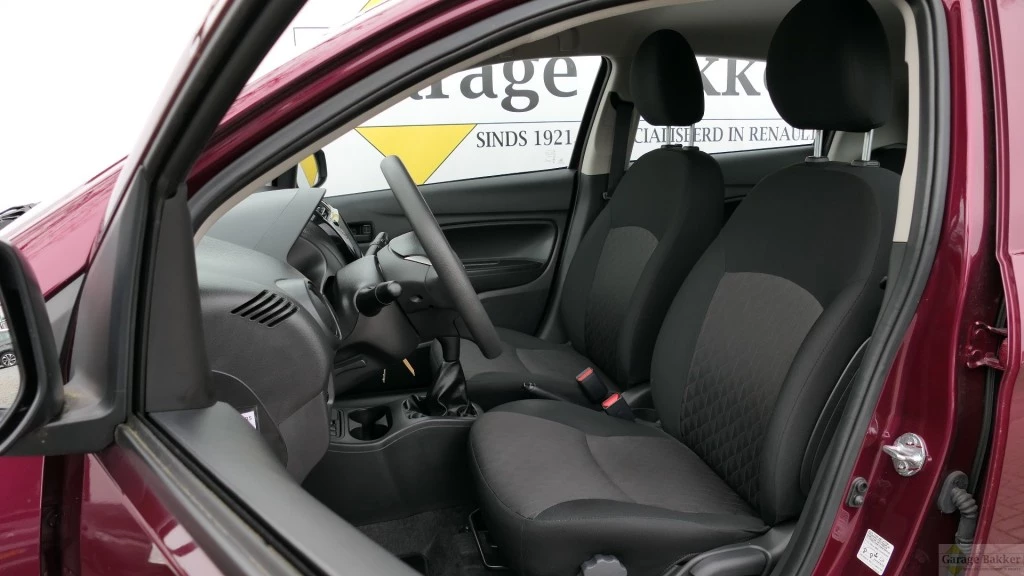 Hoofdafbeelding Mitsubishi Space Star