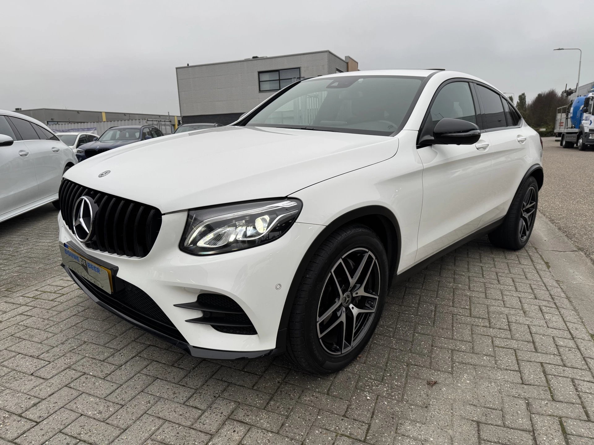 Hoofdafbeelding Mercedes-Benz GLC