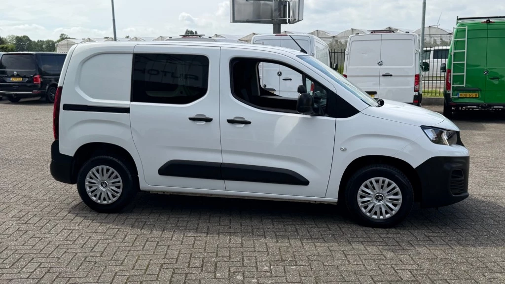 Hoofdafbeelding Peugeot Partner