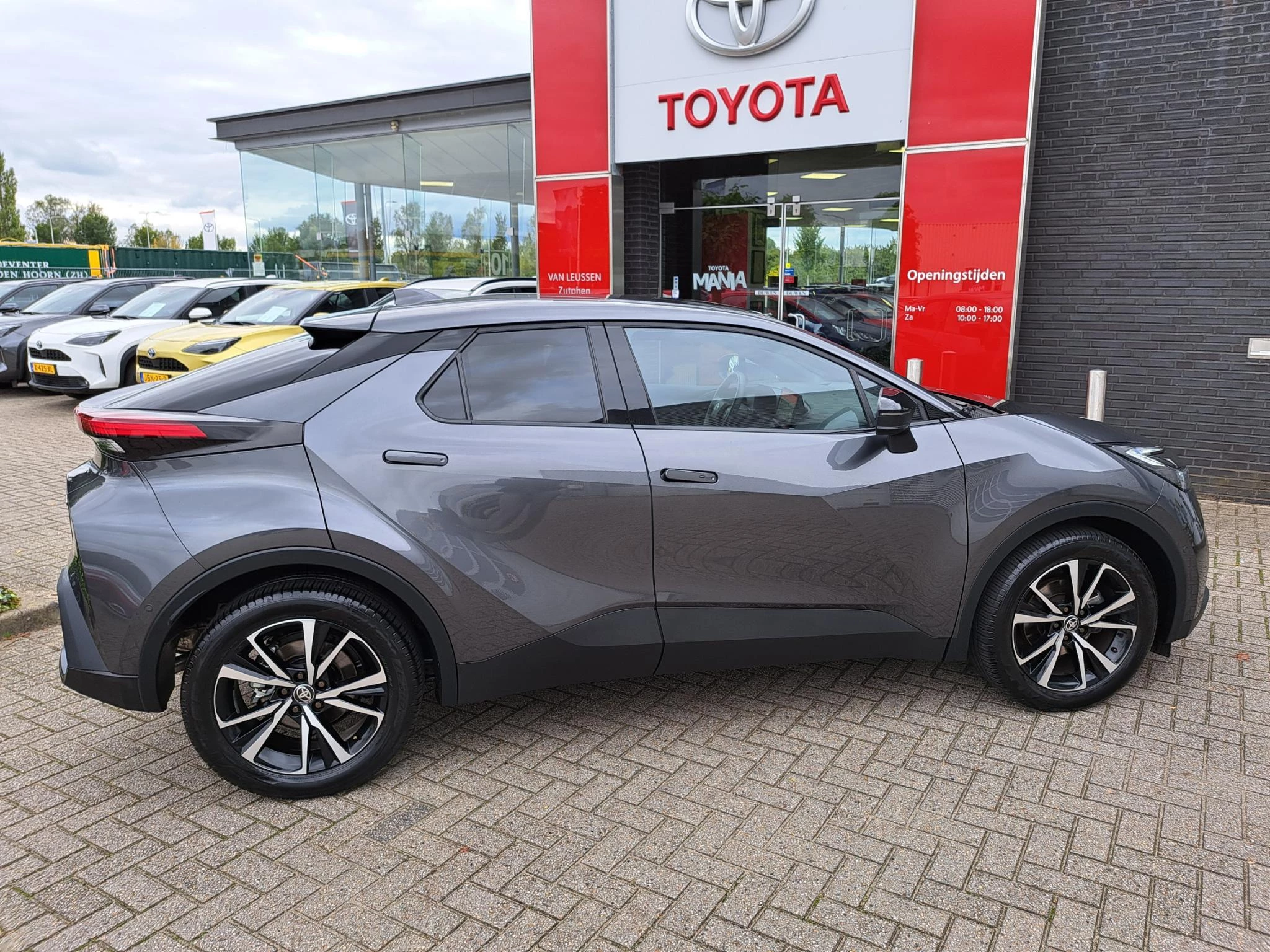 Hoofdafbeelding Toyota C-HR
