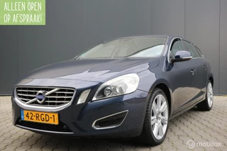Volvo V60 2.0T Momentum AUTOMAAT/ECC/NAVIGATIE/TREKHAAK/NAP