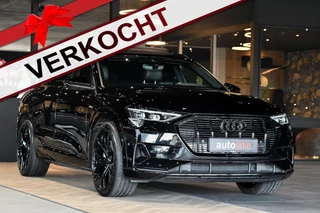 Audi E-tron E-tron 55 quattro S-Line 95 kWh. Pano, Luchtvering, Leder, Camera, Dodeh, CarPlay!