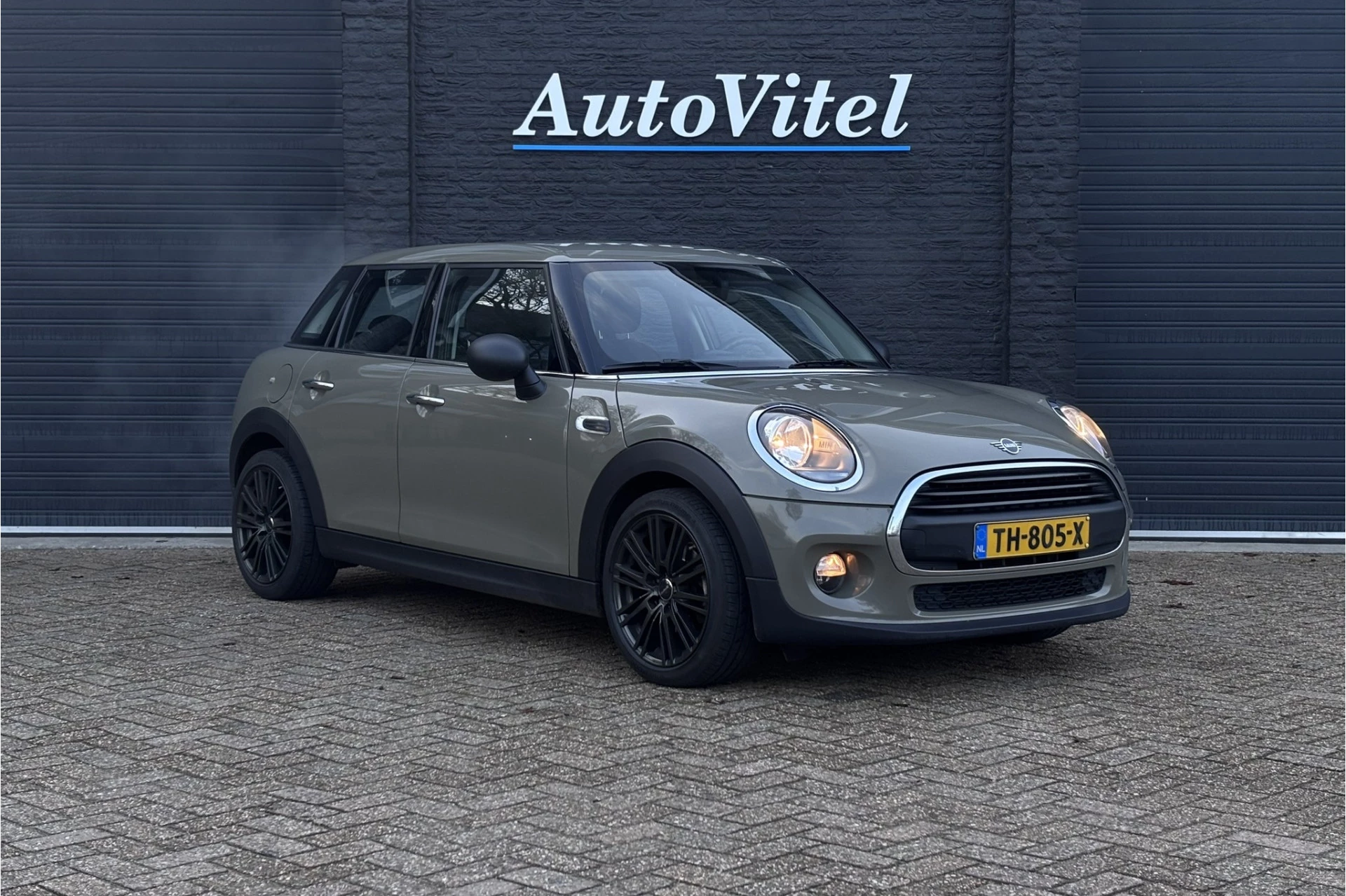 Hoofdafbeelding MINI One