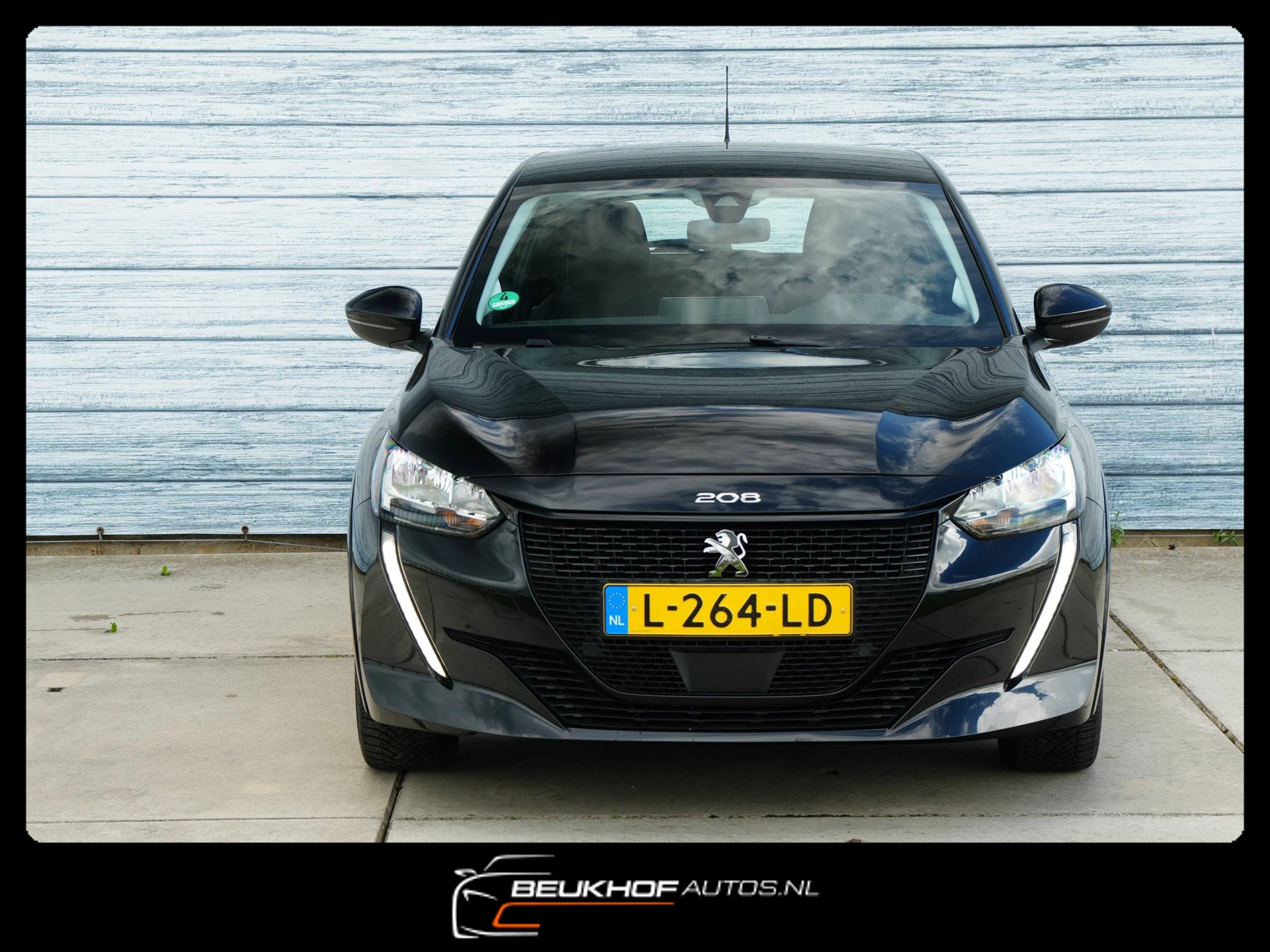 Hoofdafbeelding Peugeot e-208