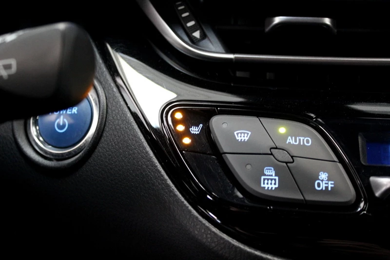 Hoofdafbeelding Toyota C-HR