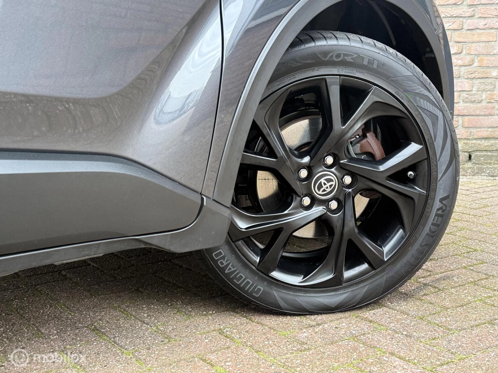Hoofdafbeelding Toyota C-HR