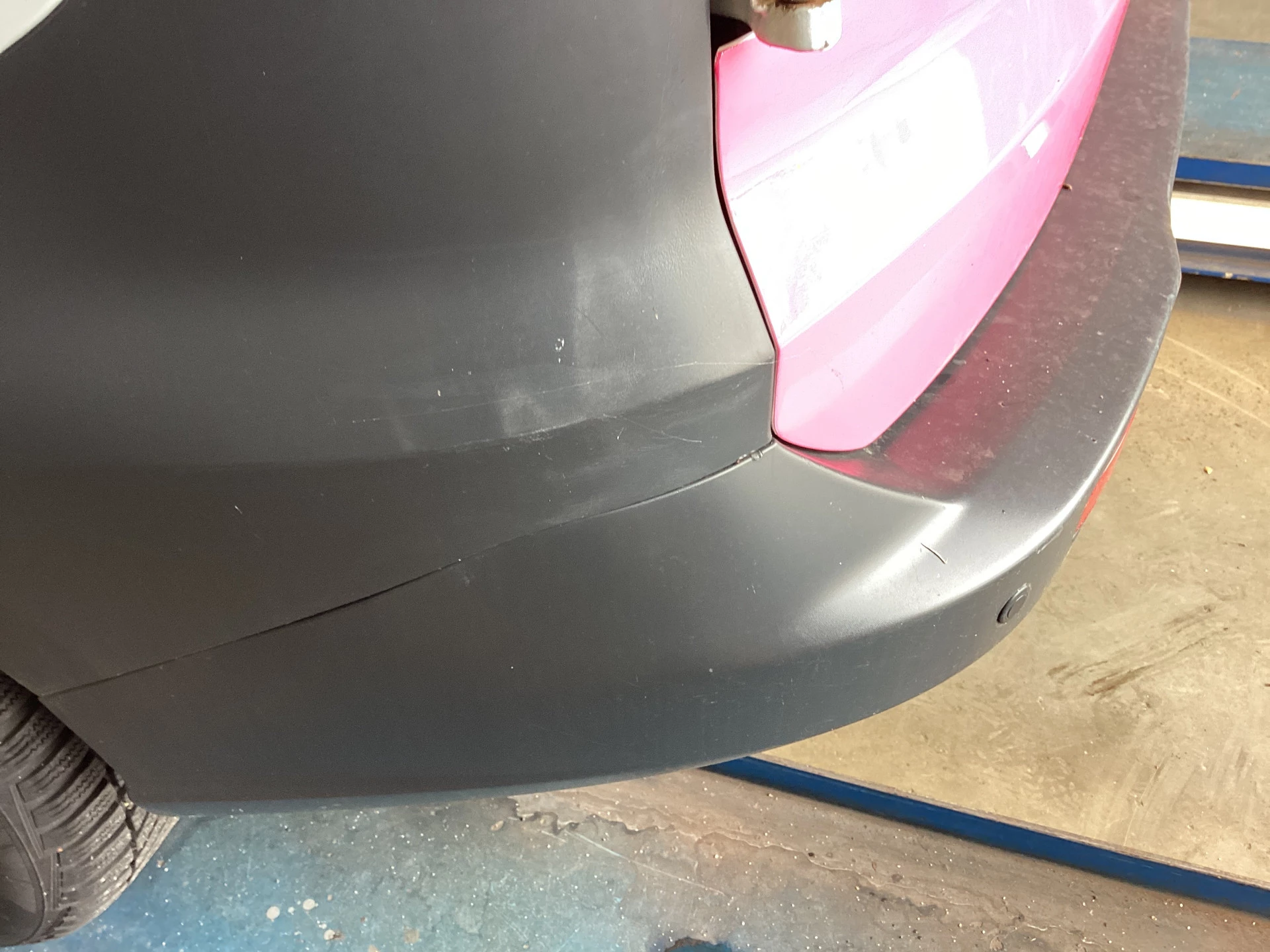 Hoofdafbeelding Ford Transit Courier