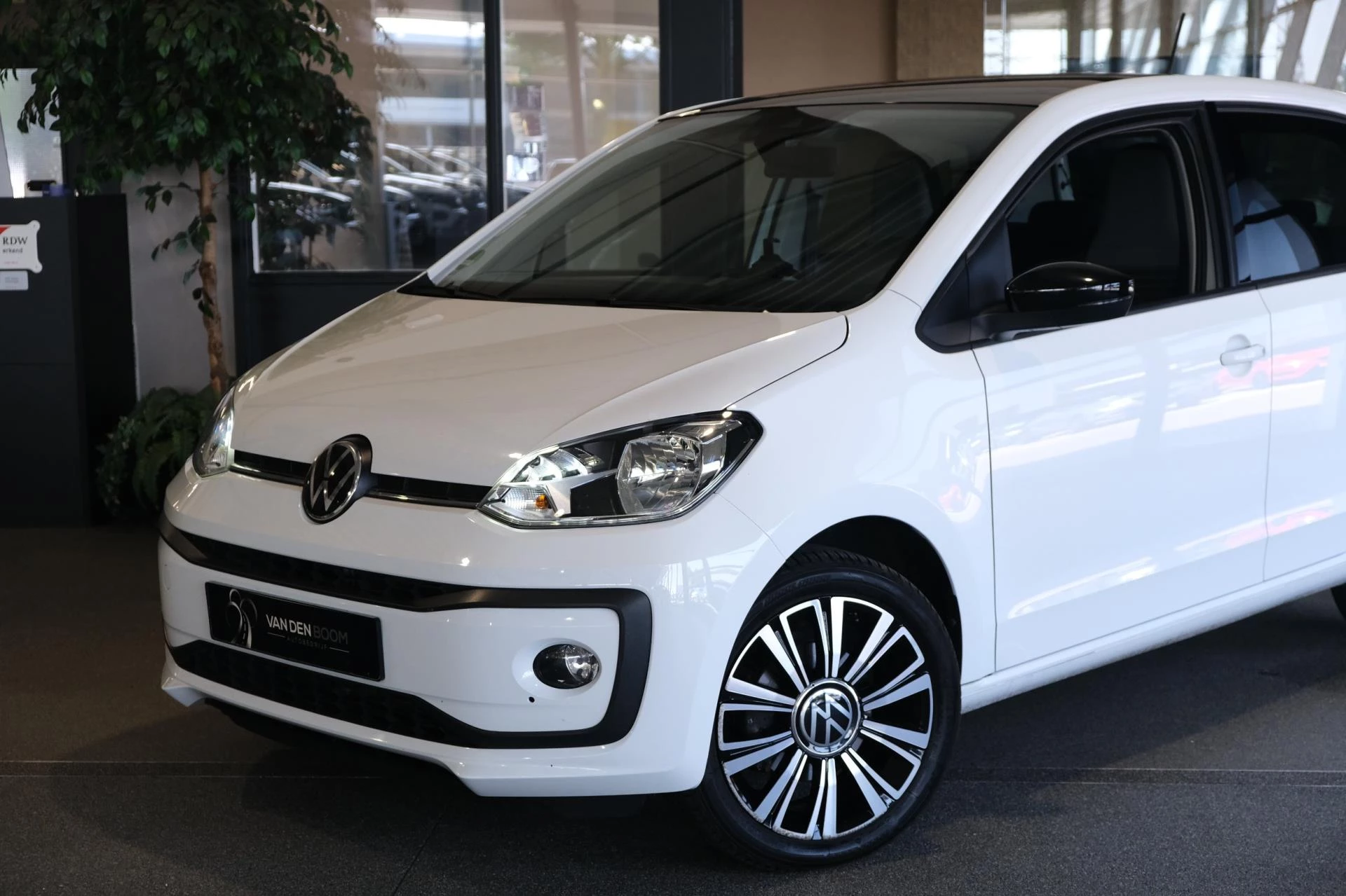Hoofdafbeelding Volkswagen up!