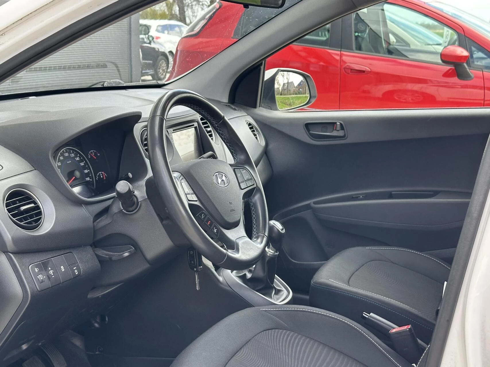 Hoofdafbeelding Hyundai i10