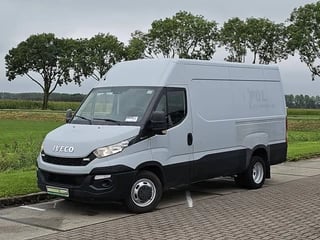 Iveco Daily 35C15V 3.0 352 DUBBELLUCHT 150 PK 3.0 LTR 3500 KG TREKHAAK!