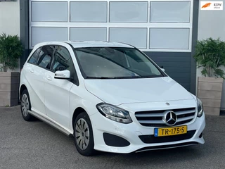 Mercedes-Benz B-klasse 220 d Ambition // AUTOMAAT / AIRCO / EURO 6 / BLUETOOTH / NAP /
