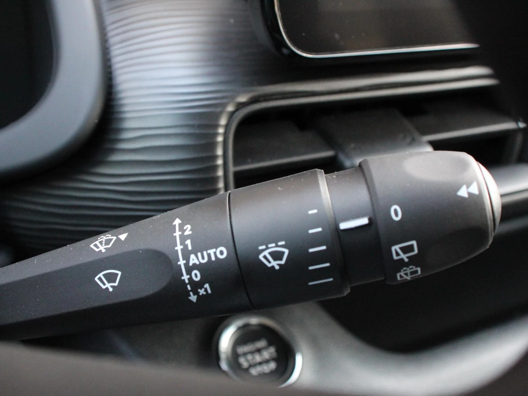 Hoofdafbeelding Jeep Avenger