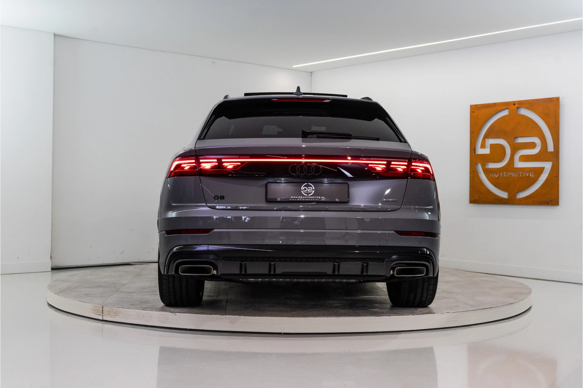 Hoofdafbeelding Audi Q8
