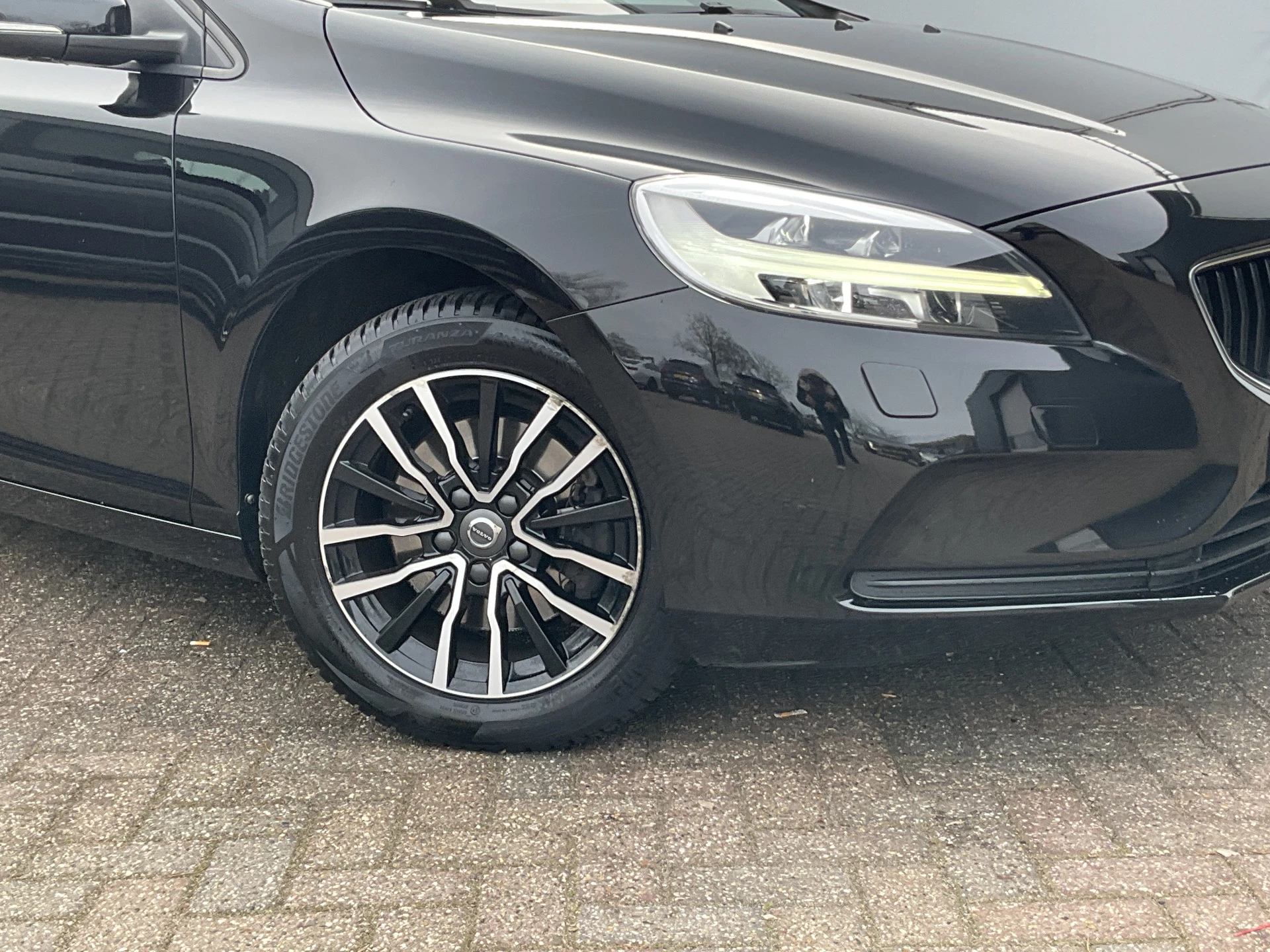 Hoofdafbeelding Volvo V40