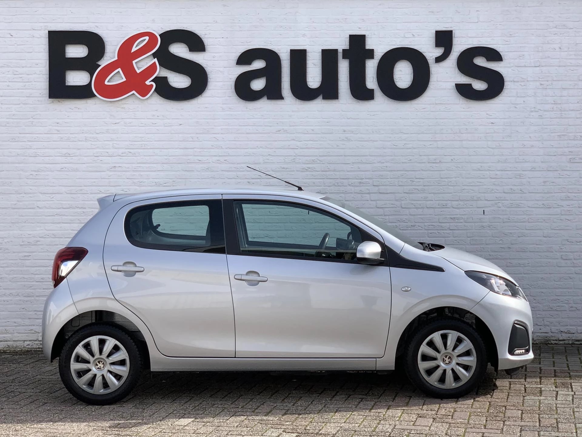 Hoofdafbeelding Peugeot 108