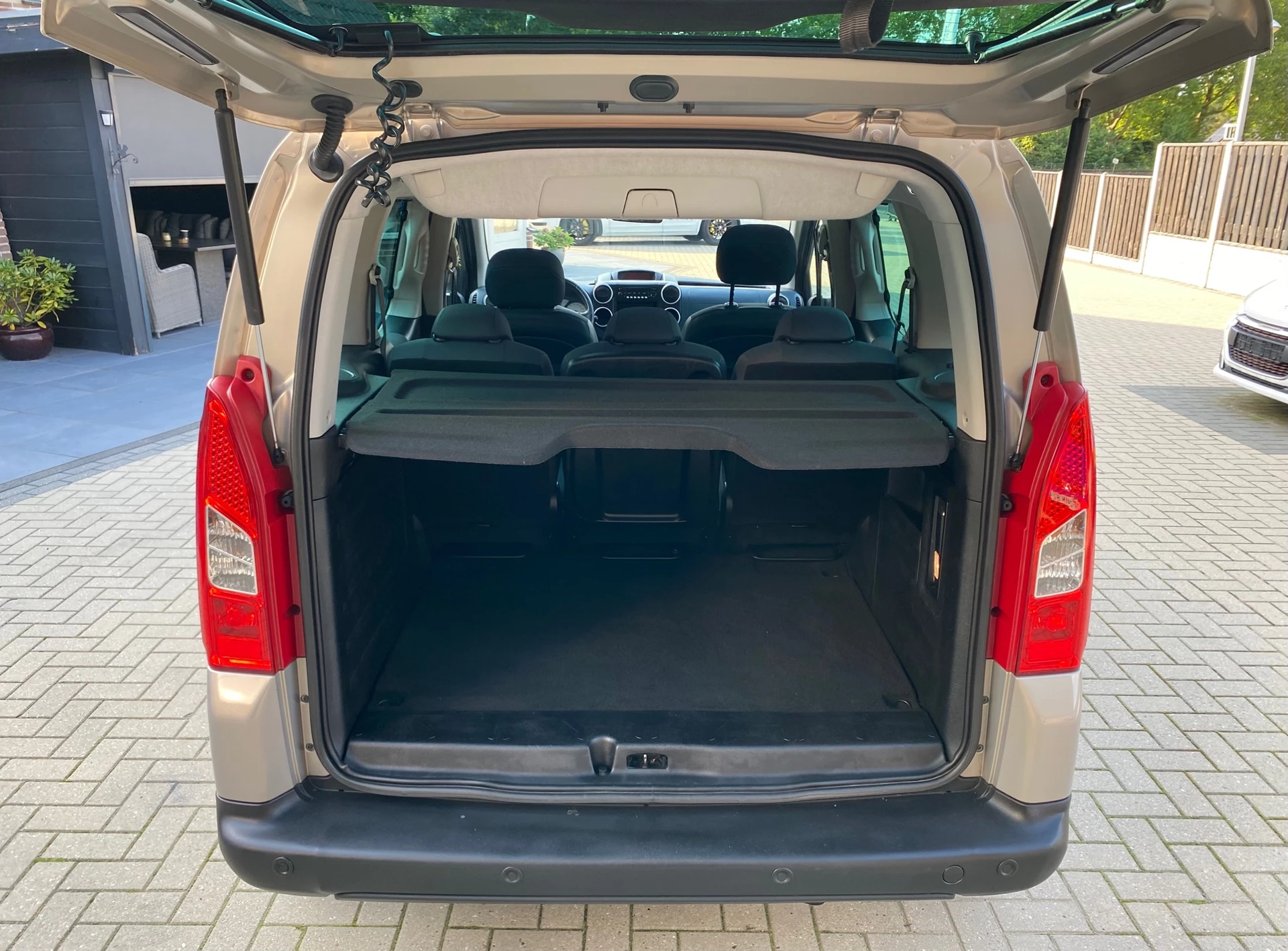 Hoofdafbeelding Peugeot Partner