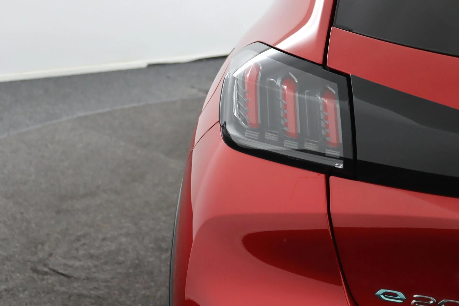 Hoofdafbeelding Peugeot e-208