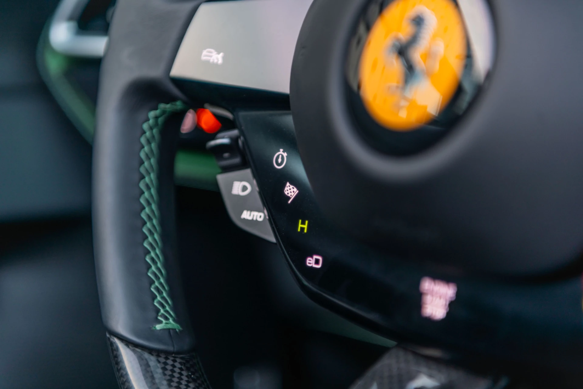 Hoofdafbeelding Ferrari 296