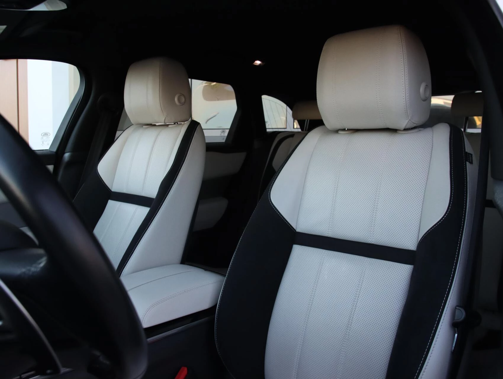 Hoofdafbeelding Land Rover Range Rover Velar