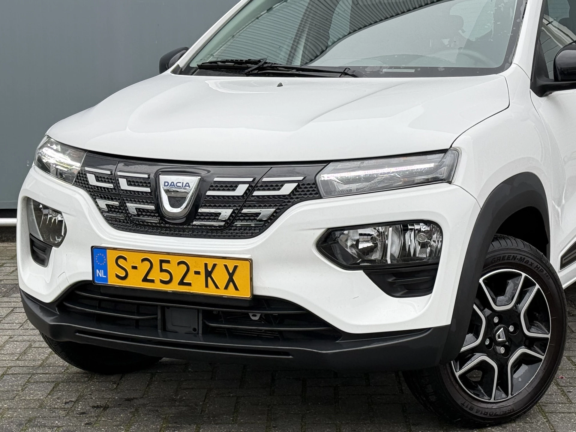 Hoofdafbeelding Dacia Spring