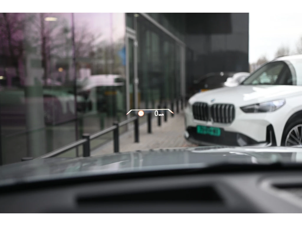 Hoofdafbeelding BMW iX2