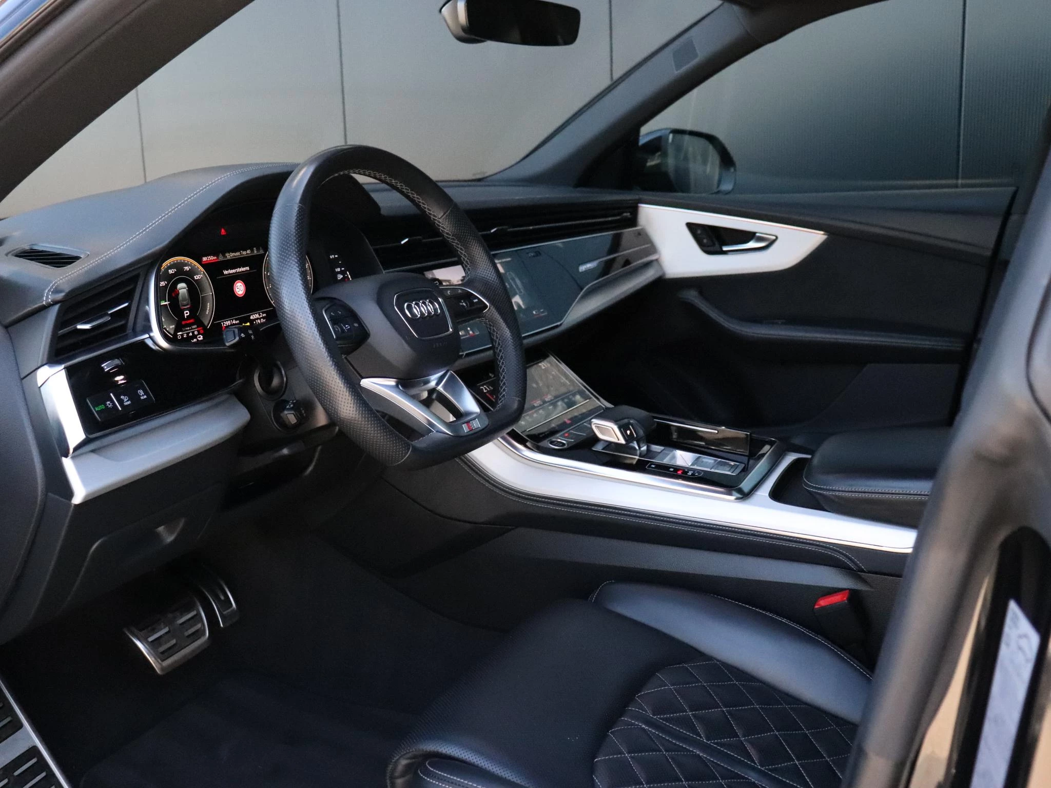 Hoofdafbeelding Audi Q8