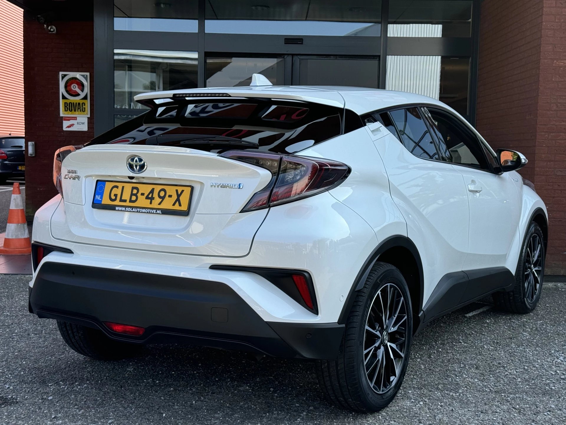 Hoofdafbeelding Toyota C-HR