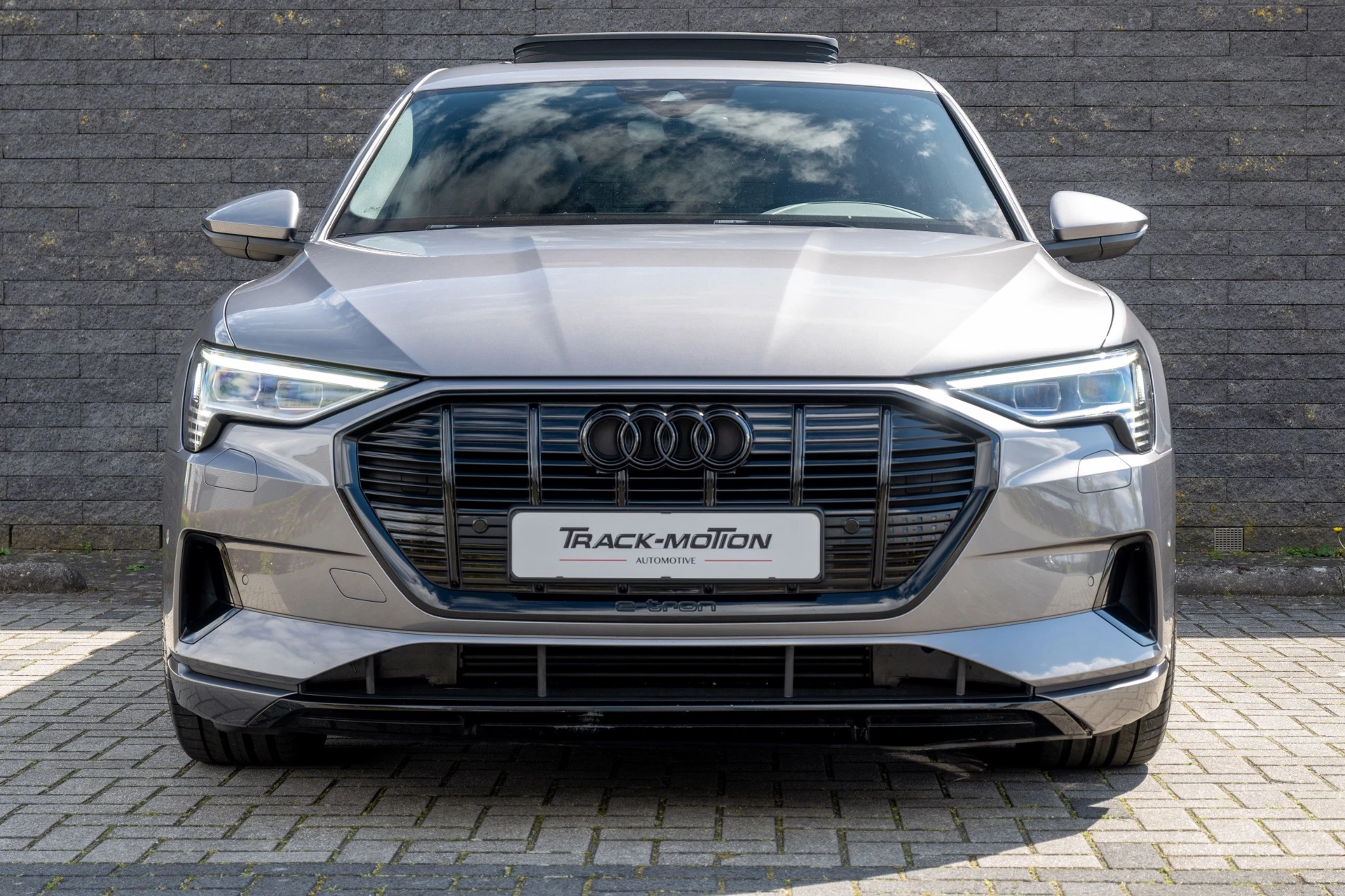 Hoofdafbeelding Audi e-tron