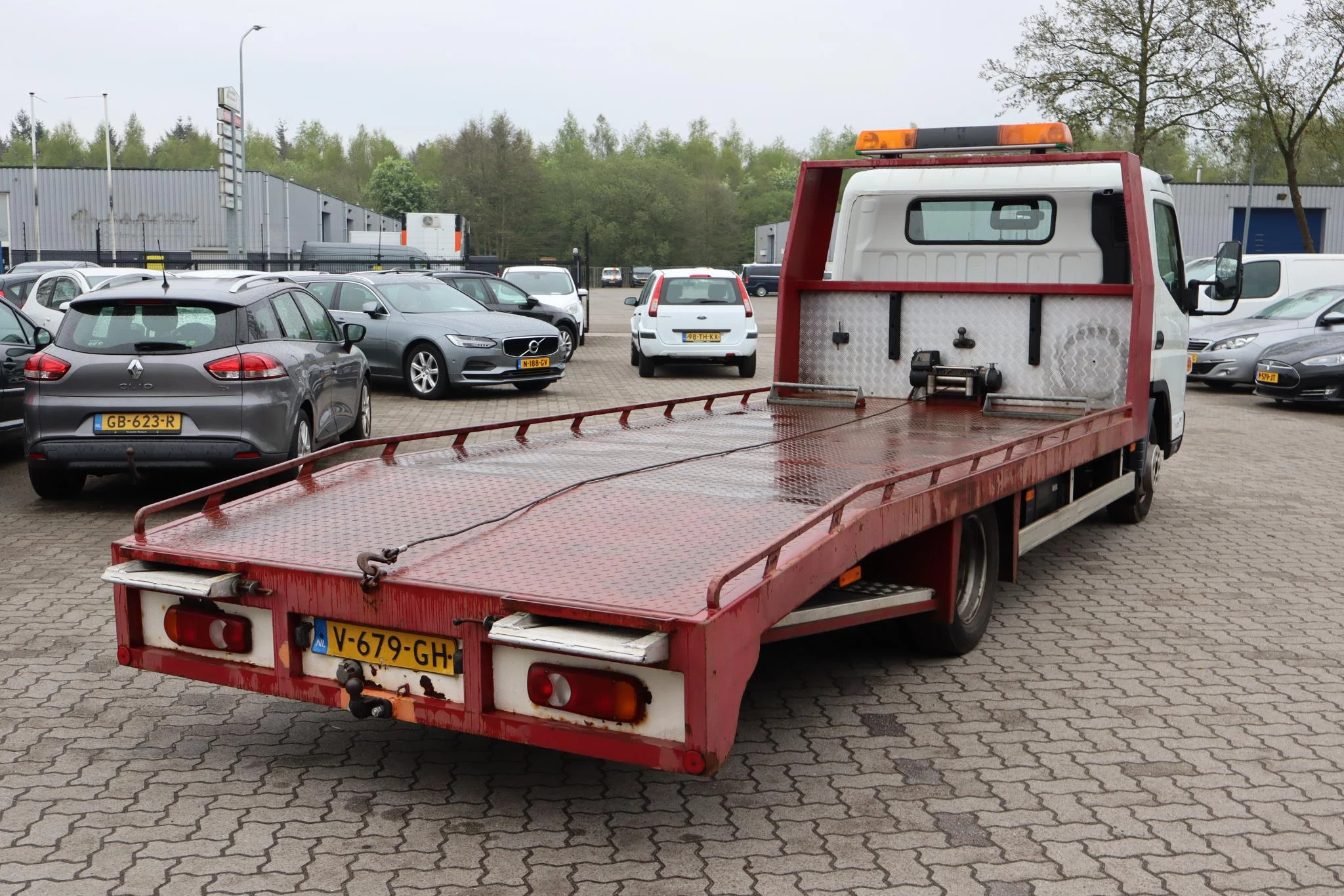 Hoofdafbeelding FUSO Canter
