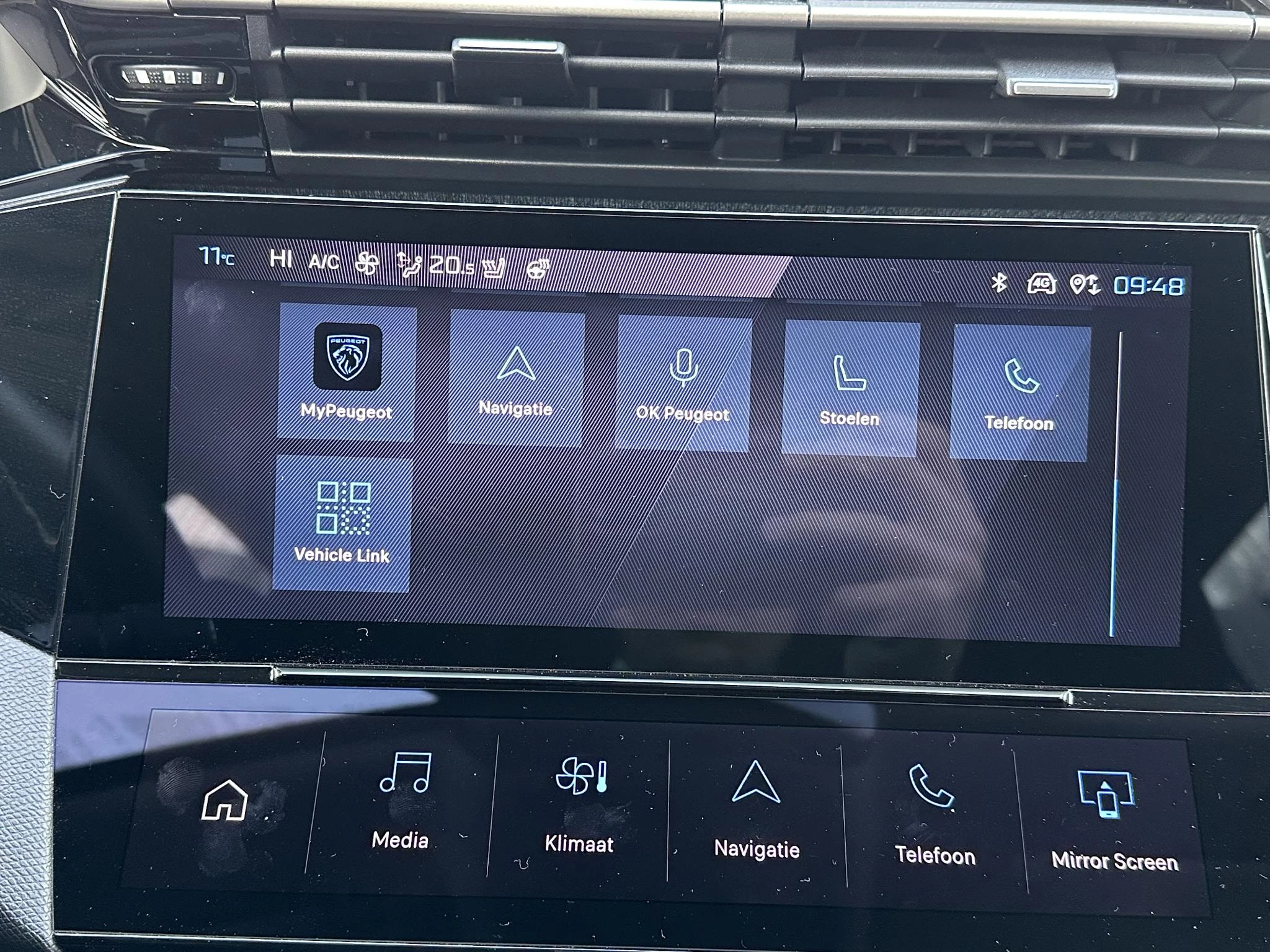 Hoofdafbeelding Peugeot 408