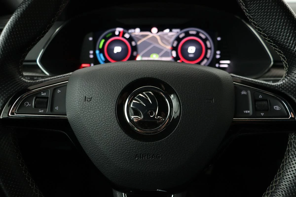 Hoofdafbeelding Škoda Superb