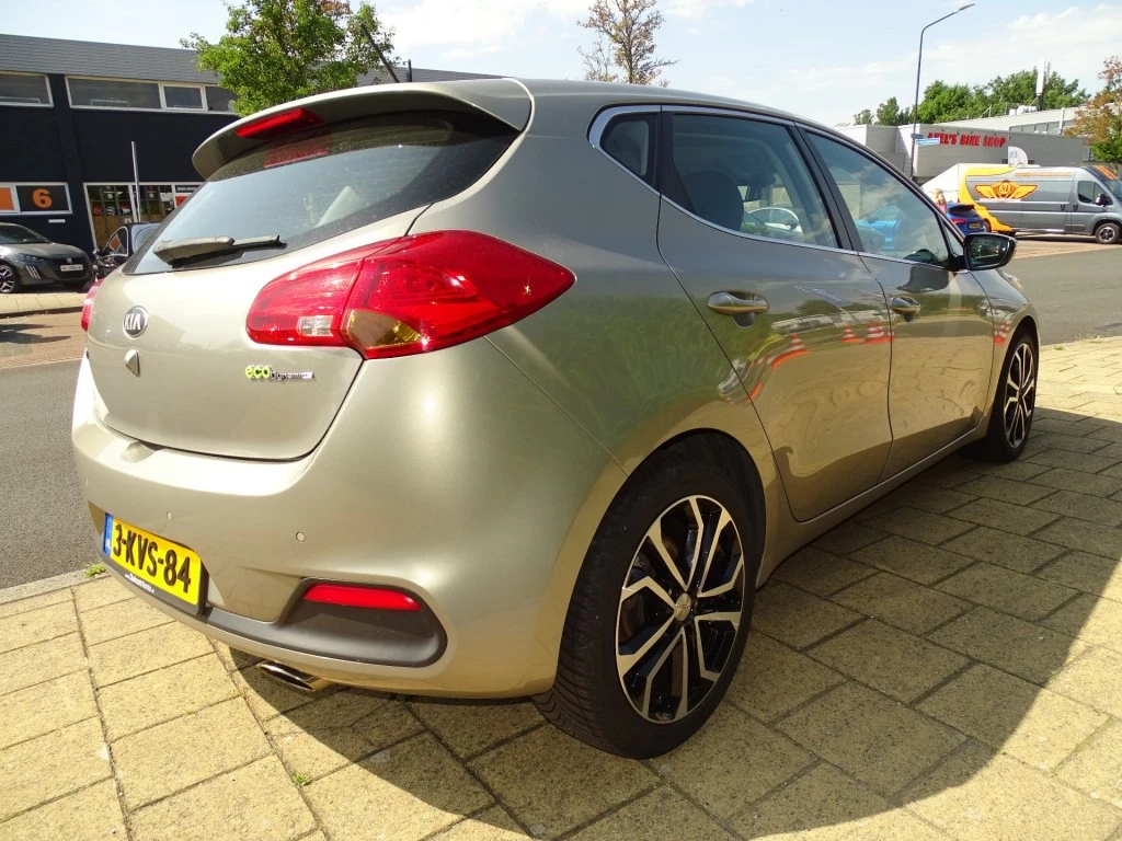 Hoofdafbeelding Kia Ceed