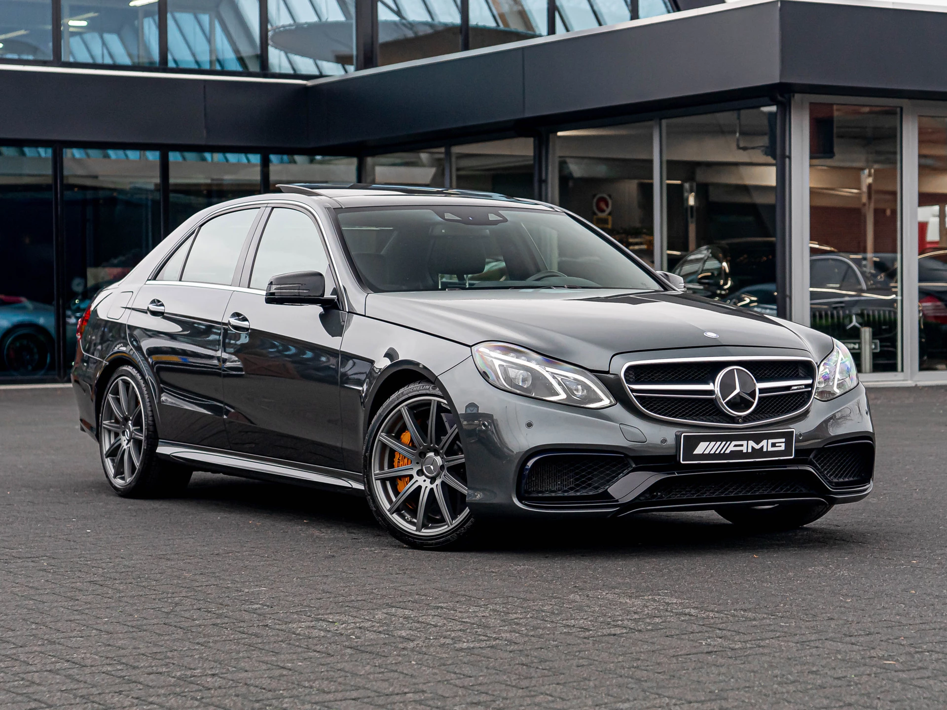 Hoofdafbeelding Mercedes-Benz E-Klasse