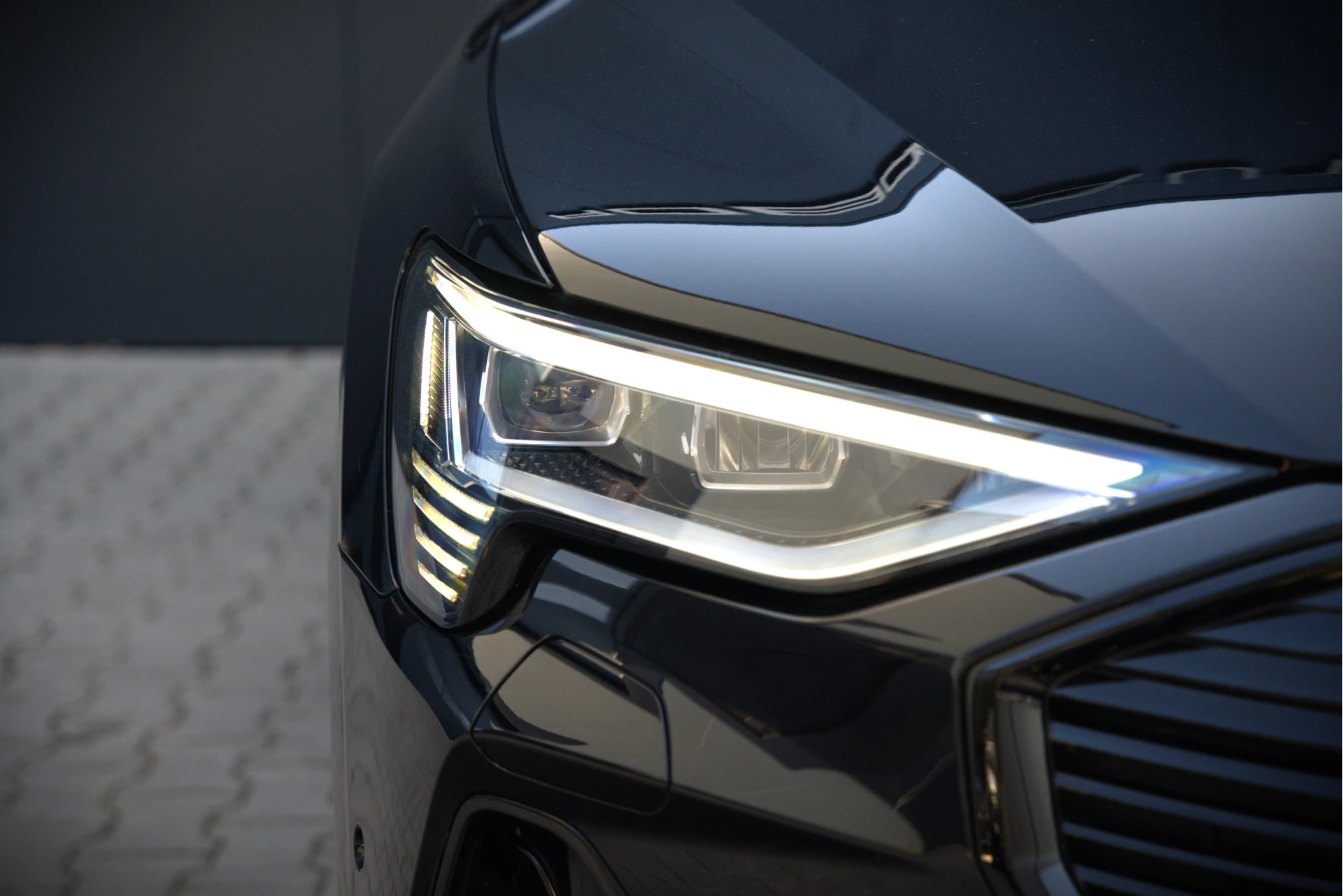 Hoofdafbeelding Audi e-tron