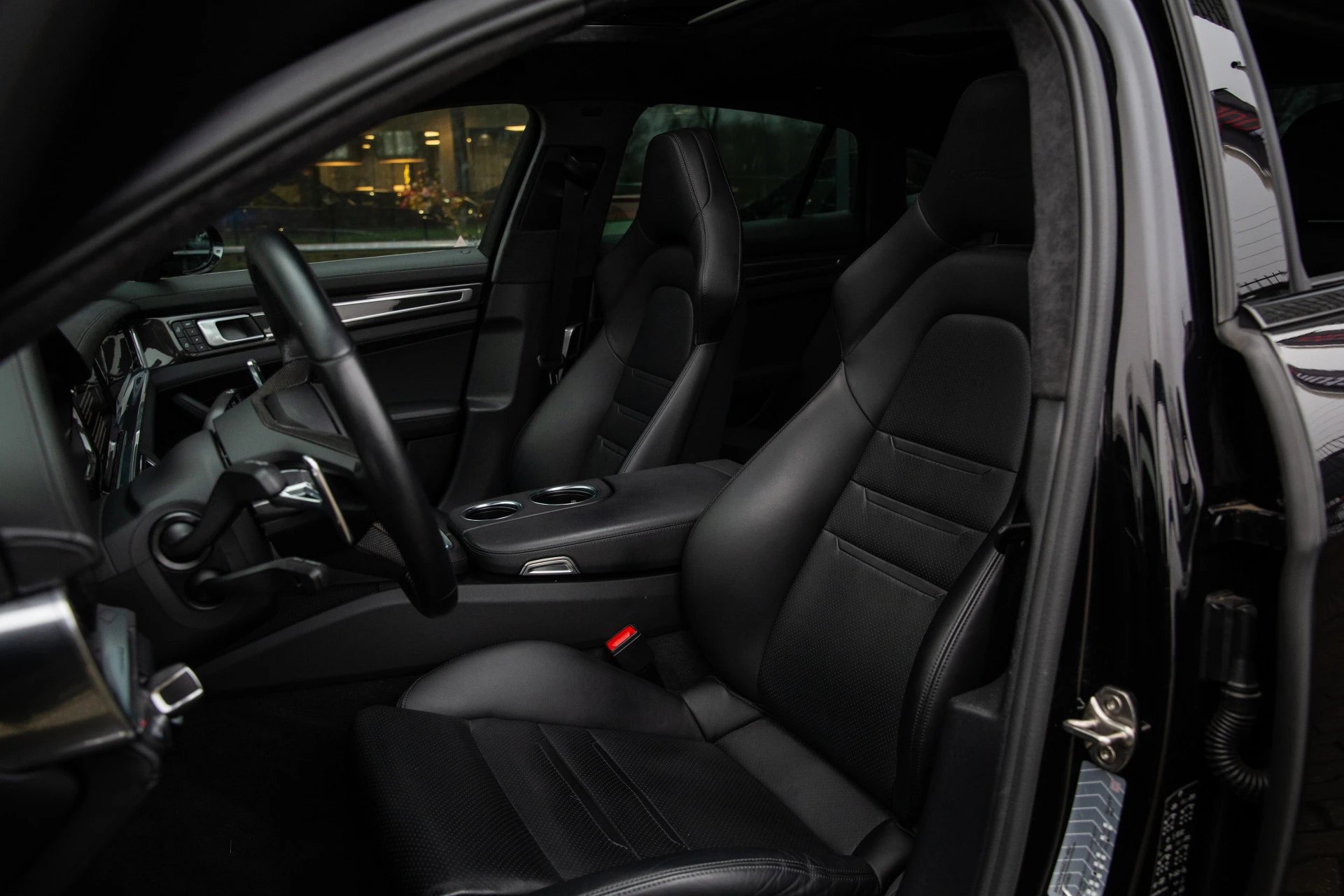 Hoofdafbeelding Porsche Panamera